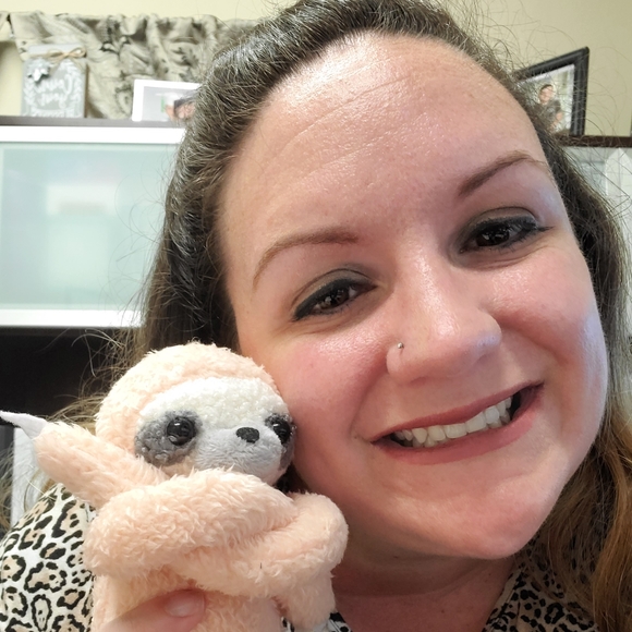 Meet your Posher, Kathleen - Picture 2 of 2